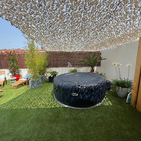 L'Avant Scene Meuble 5 Etoiles Parking Gratuit Jacuzzi Avinhão Exterior foto